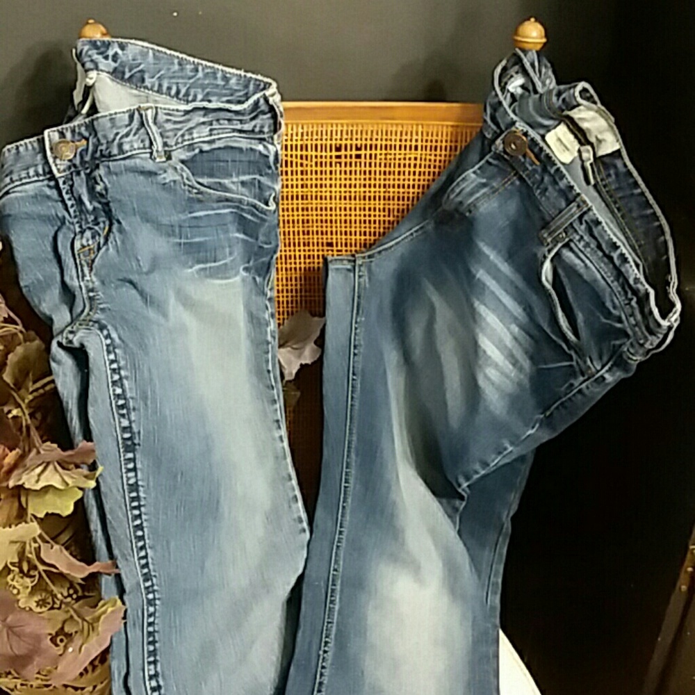2 for the price of 1! Maurice jeans